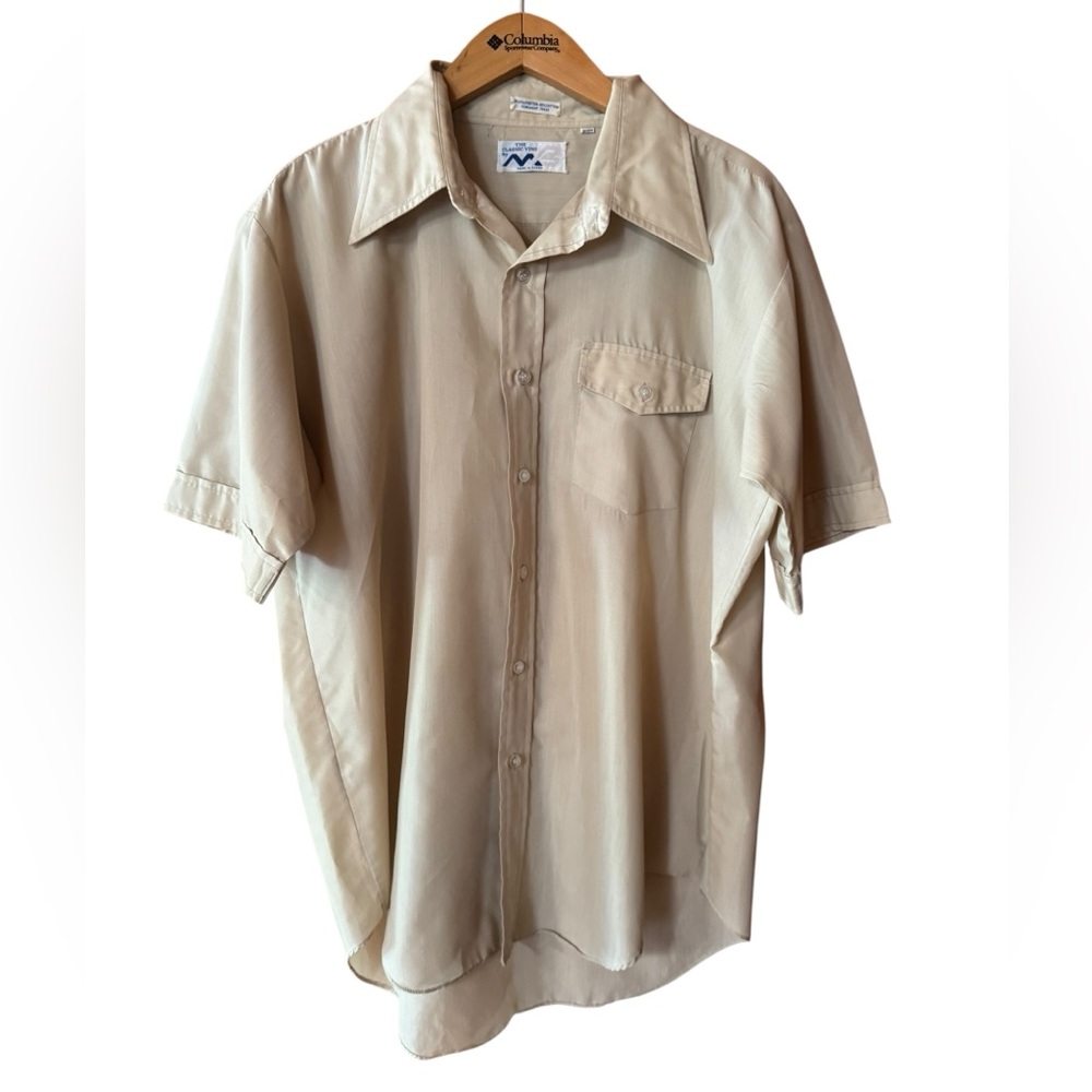 1970s The Classic Vino‎ by MB Poly/Cotton Blend Dagger Collar Button Down Shirt